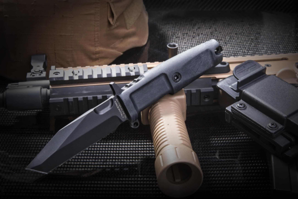 Extrema Ratio Fulcrum C FH Noir – Couteau Tactique Fixe Böhler N690 avec Étui TEK-LOK